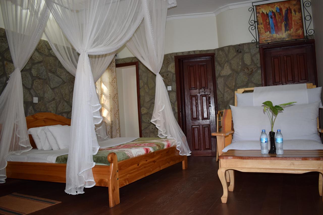 Ngorongoro Lodge Karatu Exterior photo