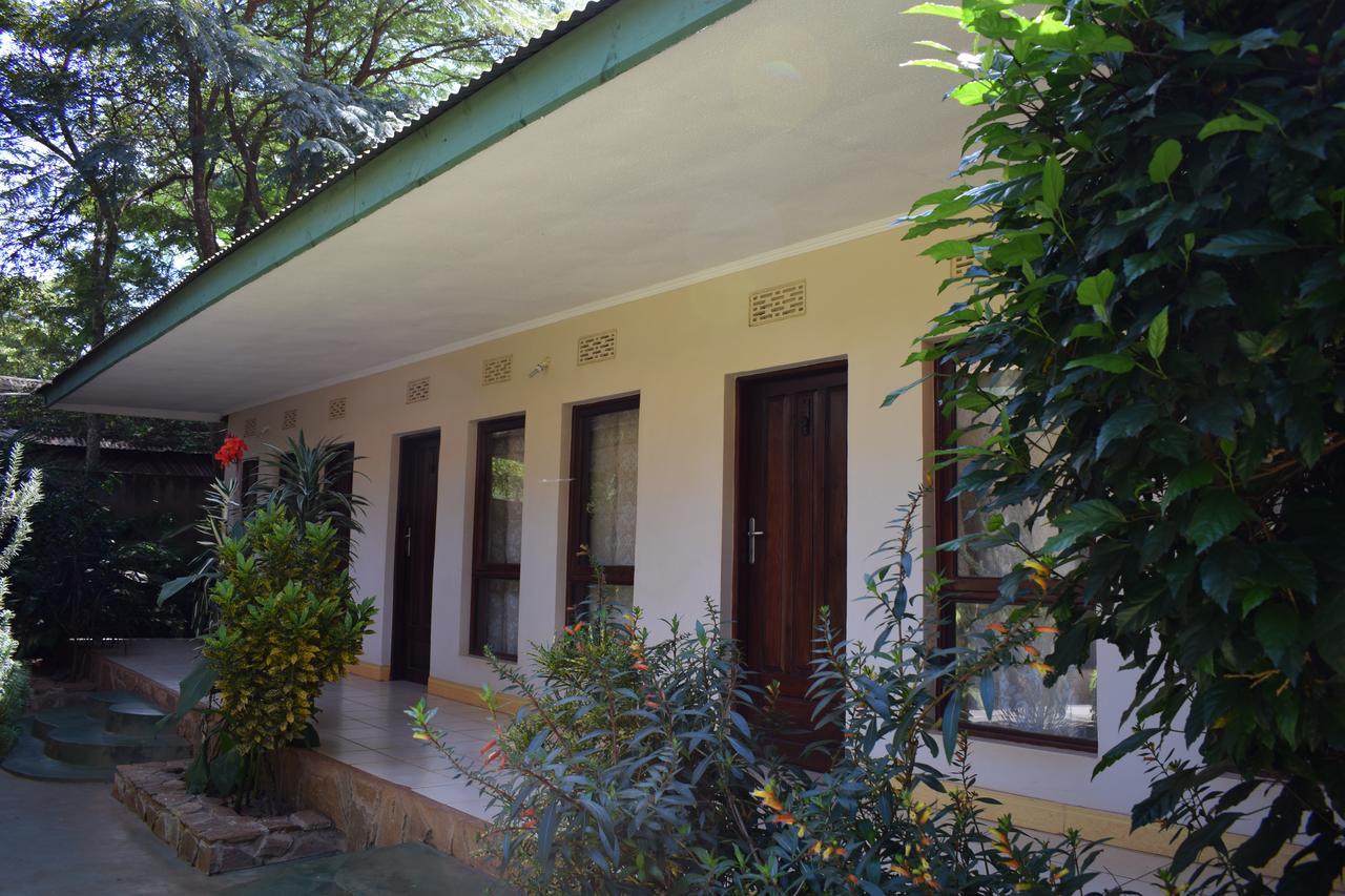 Ngorongoro Lodge Karatu Exterior photo